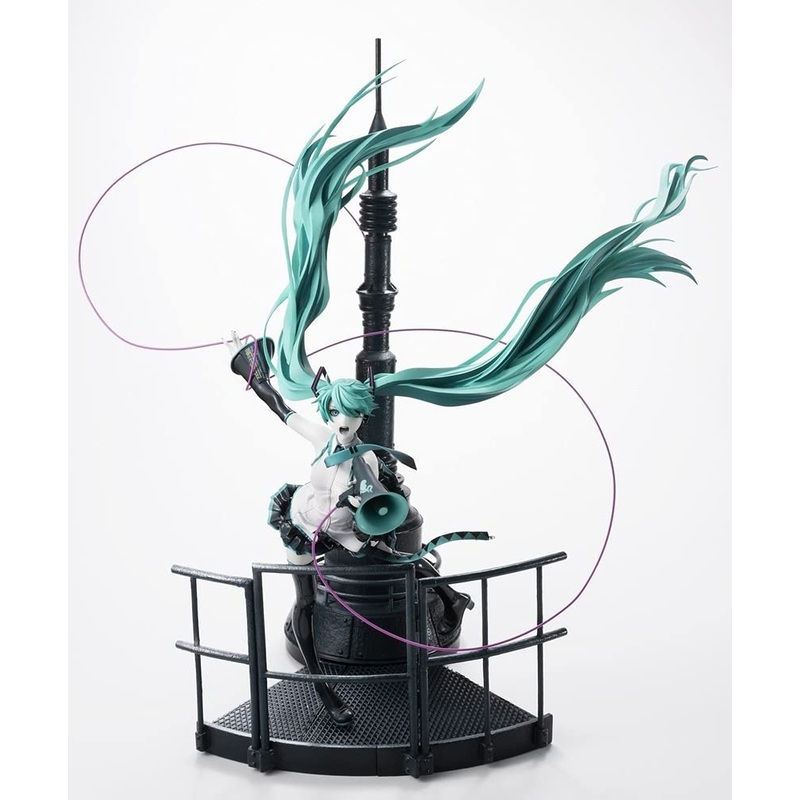 GoodSmile 20th Anniversary Book -Hatsune Miku Love is War Refine Ver.- (BOOK)