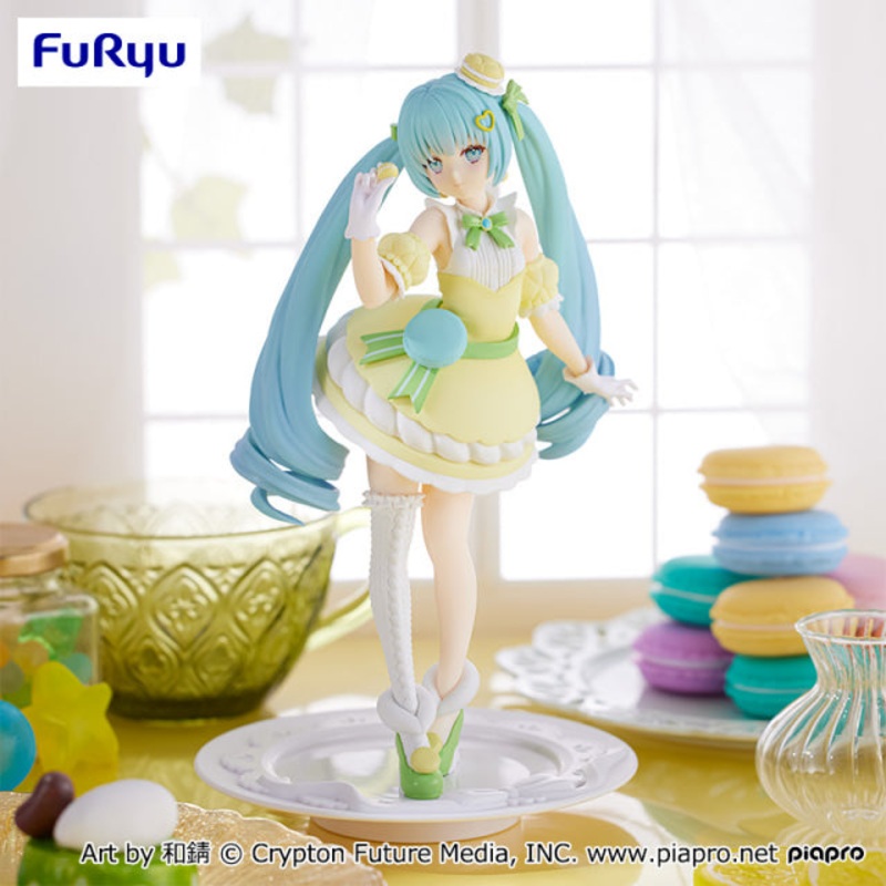 Hatsune Miku Excd Creative SweetSweets – Citron Macaroon Ver.