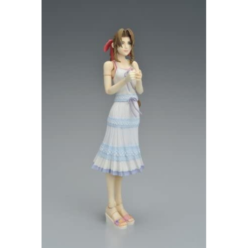 Crisis Core: Final Fantasy VII – Play Arts: Aerith Gainsborough