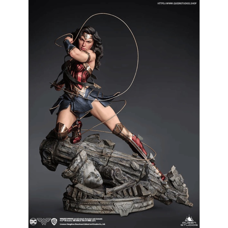 Wonder Woman Comics 1/4 Statue by Queen Studios