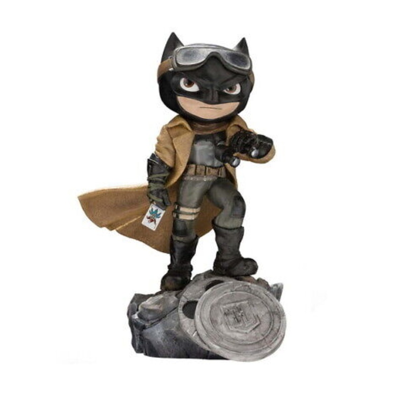 Zack Snyder`s Justice League Batman Knightmare Minico Statue by Iron Studios