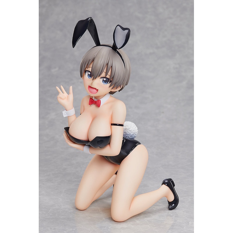 Uzaki-chan Wants to Hang Out! – Hana Uzaki: Bare Leg Bunny Ver. 1/4 Scale Figure