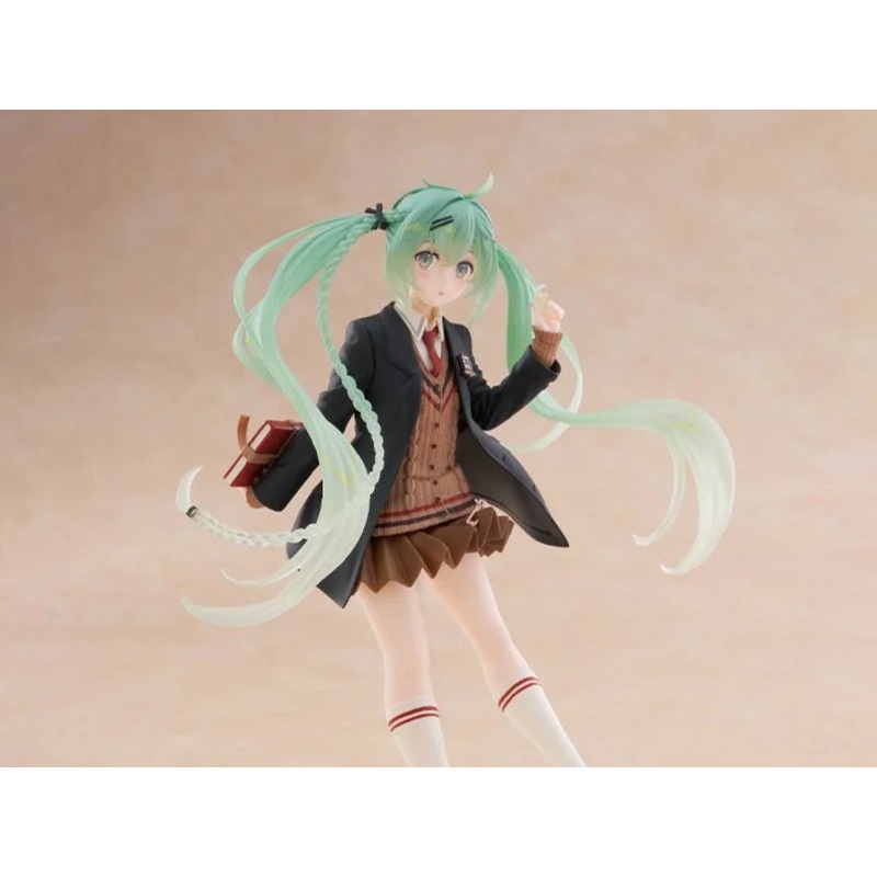 Vocaloid Hatsune Miku (Fashion Preppy Ver.) Figure