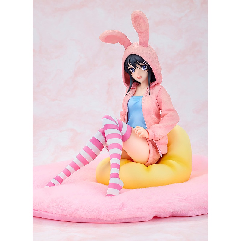 Rascal Does Not Dream of Series – Mai Sakurajima HoodieLook Rabbit Ears ver. 1/7 Scale Figure