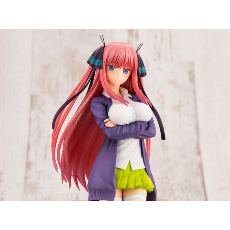 The Quintessential Quintuplets Nino Nakano 1/8 Scale Figure