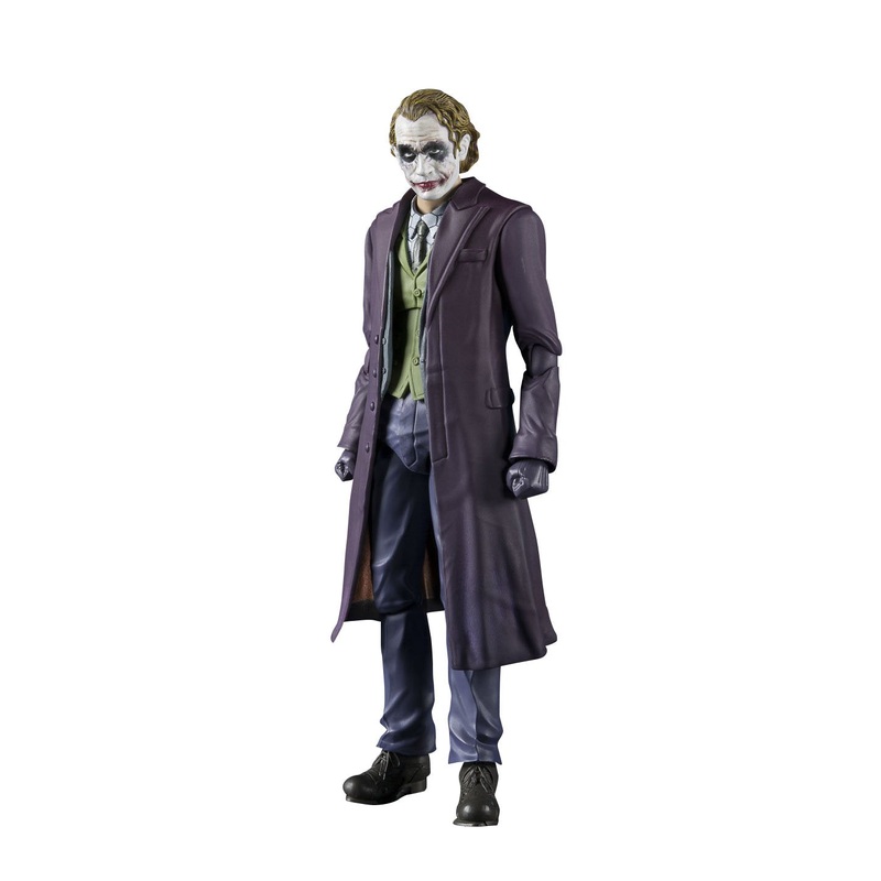 BANDAI 149507 S.H. Figuarts The Dark Knight Joker Action Figure