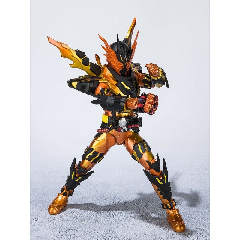 S.h.figuarts Masked Kamen Rider Build Cross-z Magma Action Figure Bandai