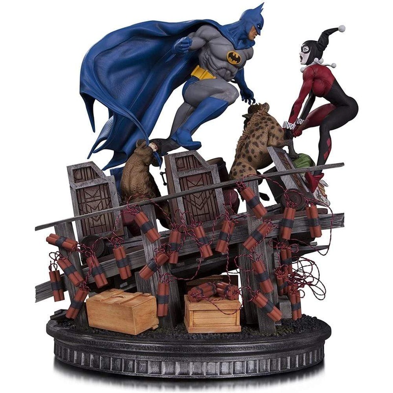 BATMAN VS HARLEY QUINN BATTLE STATUE