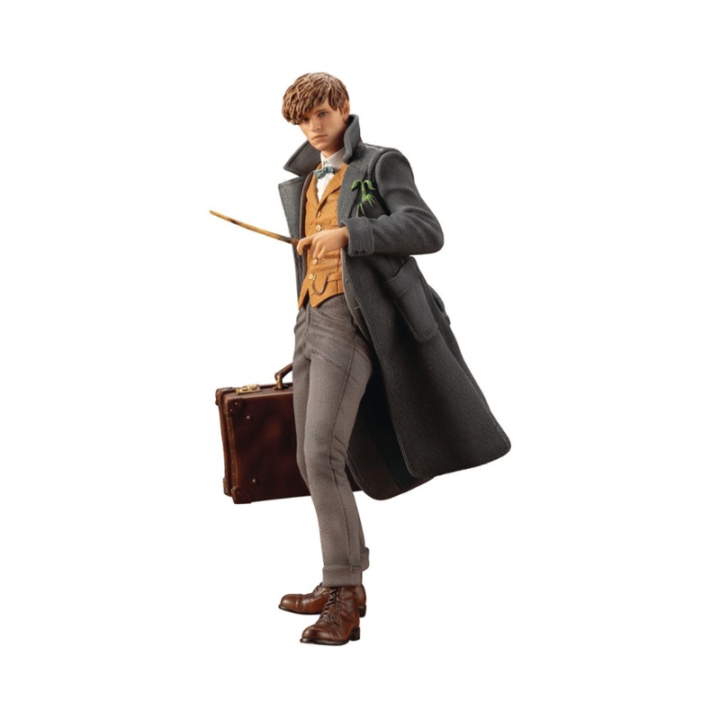 Fantastic Beasts: The Crimes of Grindelwald Newt Scamander ArtFX+ Statue By Kotobokiya