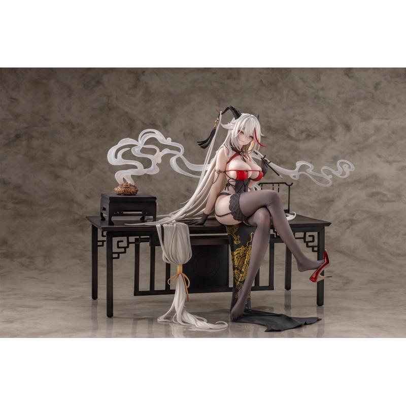 Azur Lane Agir Golden Dragon Among Auspicious Clouds Ver. 1/6 Complete Figure