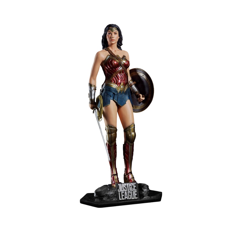 Justice Leauge Wonder Woman Life Size Figure by Muckle Mannequins